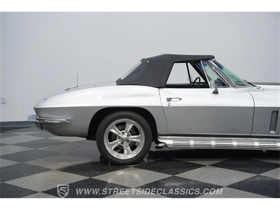 1966 Chevrolet Corvette C2 - Image 27 of 31