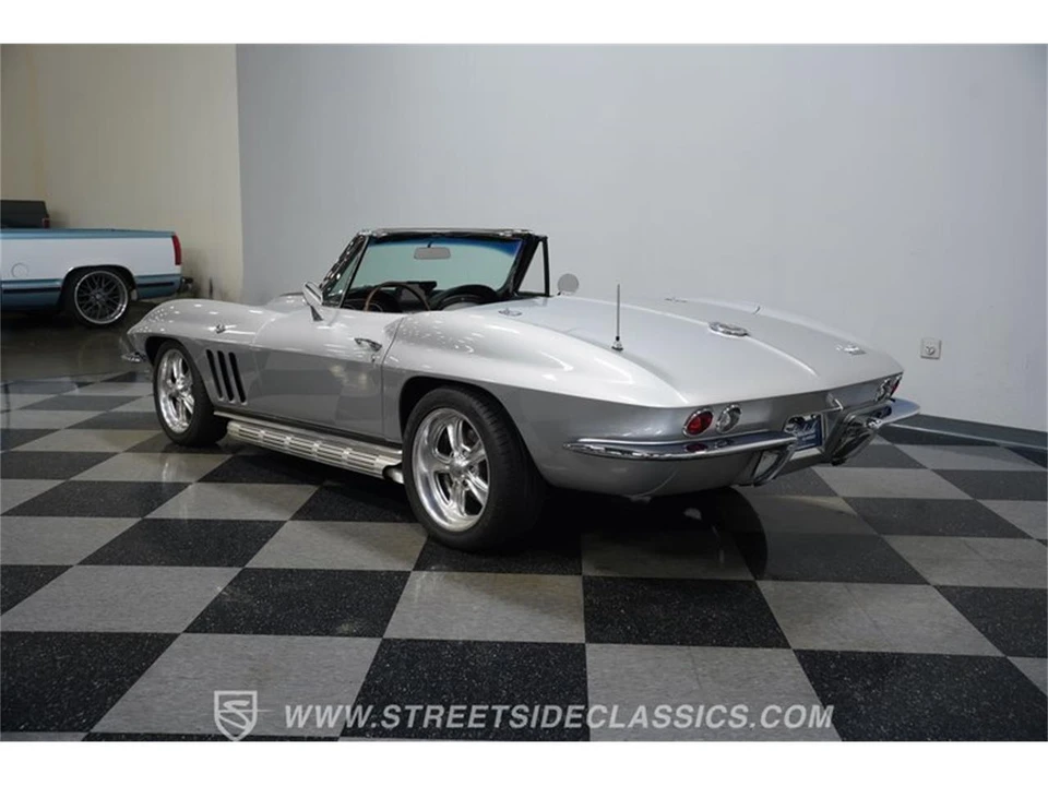 1966 Chevrolet Corvette C2 - Image 8 of 31