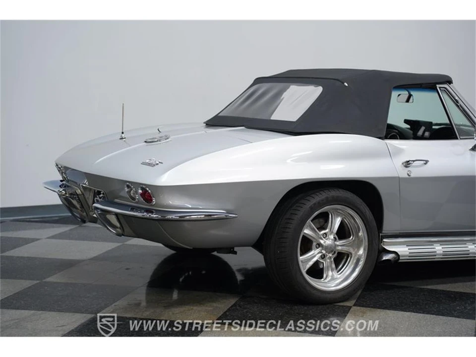1966 Chevrolet Corvette C2 - Image 24 of 31