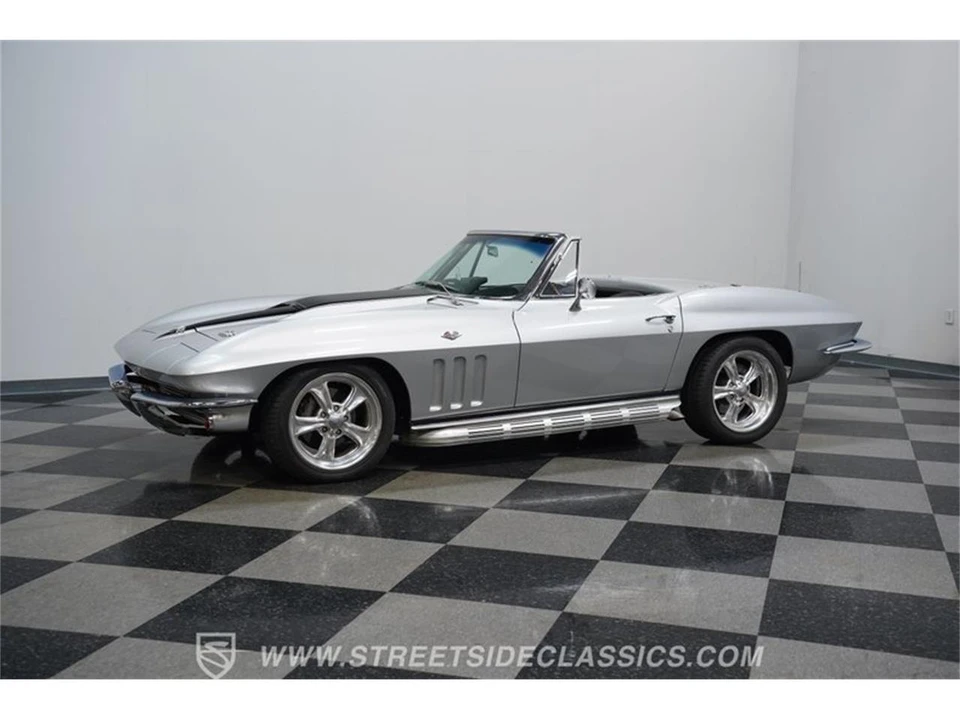 1966 Chevrolet Corvette C2 - Image 5 of 31