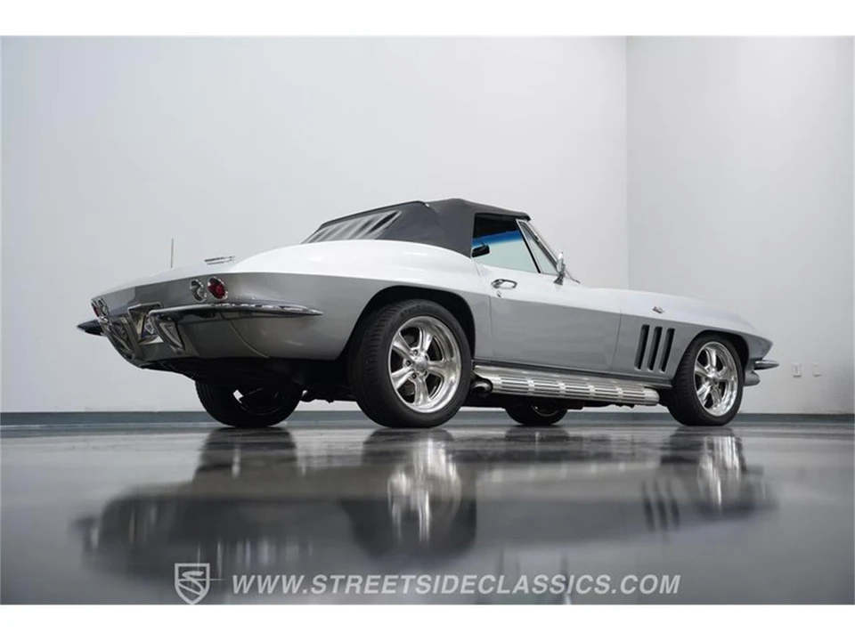 1966 Chevrolet Corvette C2 - Image 25 of 31