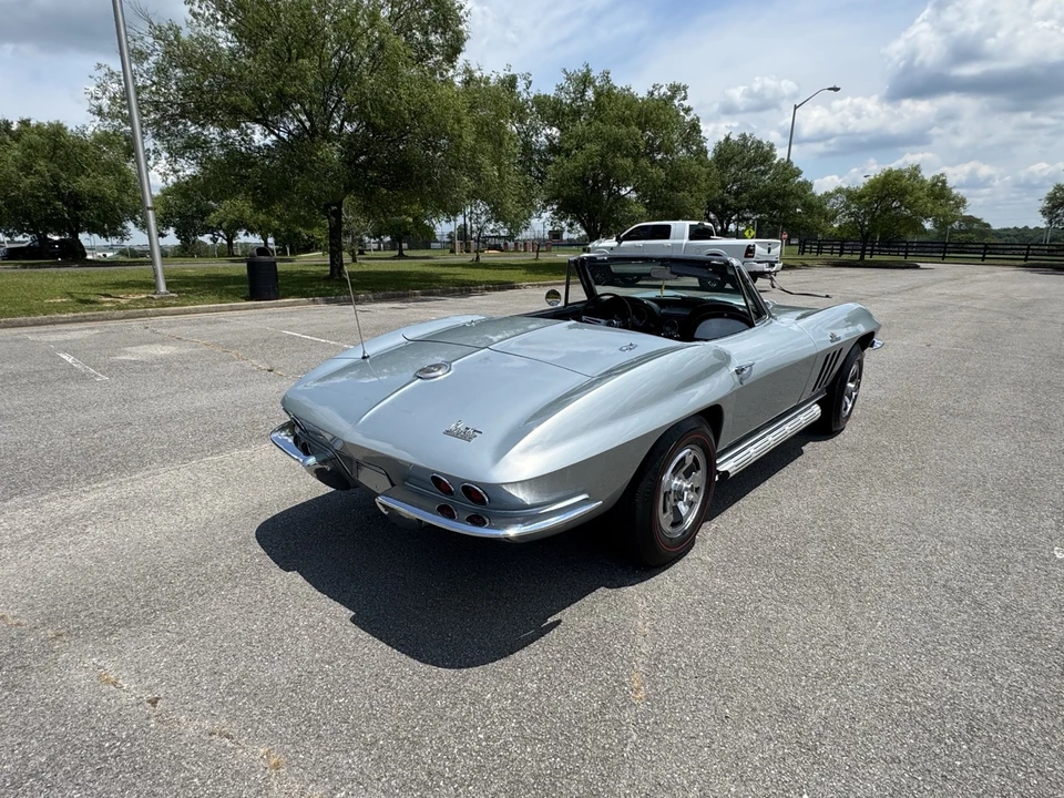 1966 Chevrolet Corvette C2 - Image 5 of 31