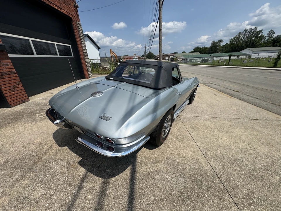 1966 Chevrolet Corvette C2 - Image 30 of 31