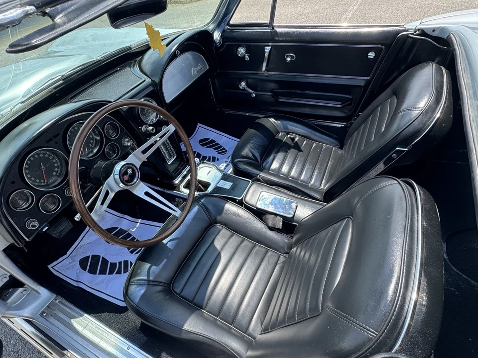 1966 Chevrolet Corvette C2 - Image 22 of 31