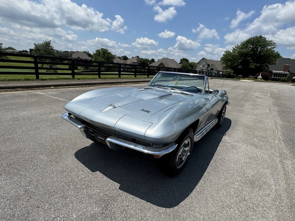 1966 Chevrolet Corvette C2 - Image 13 of 31