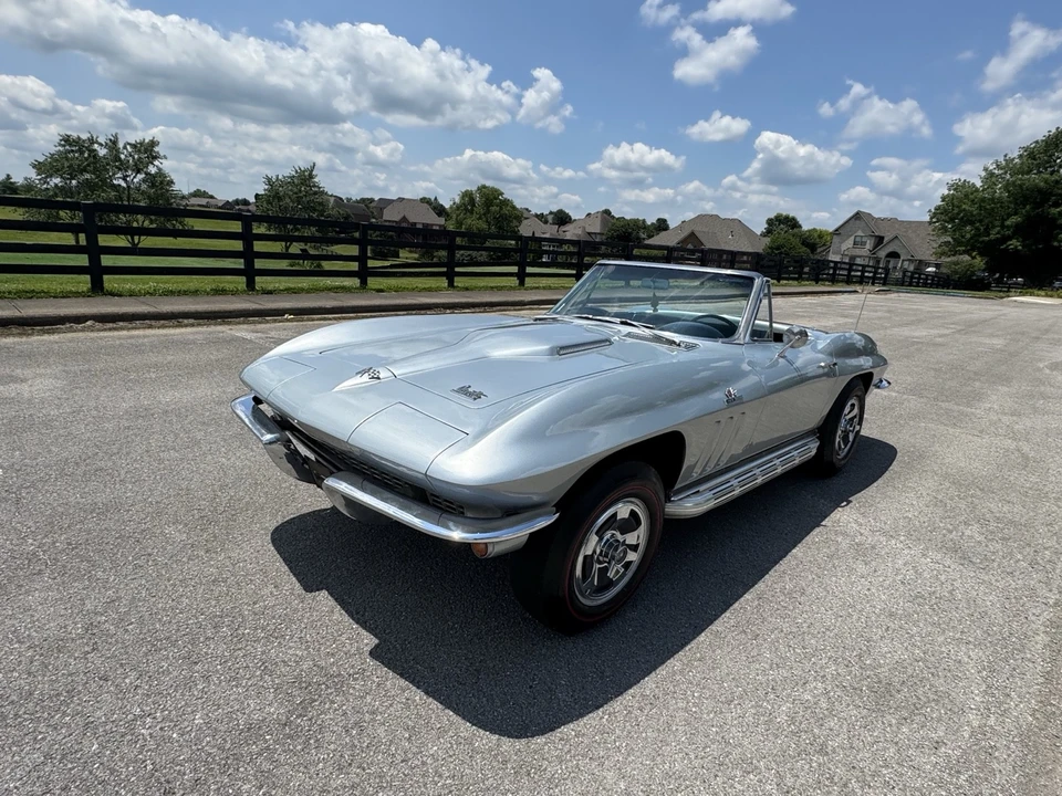 1966 Chevrolet Corvette C2 - Image 14 of 31