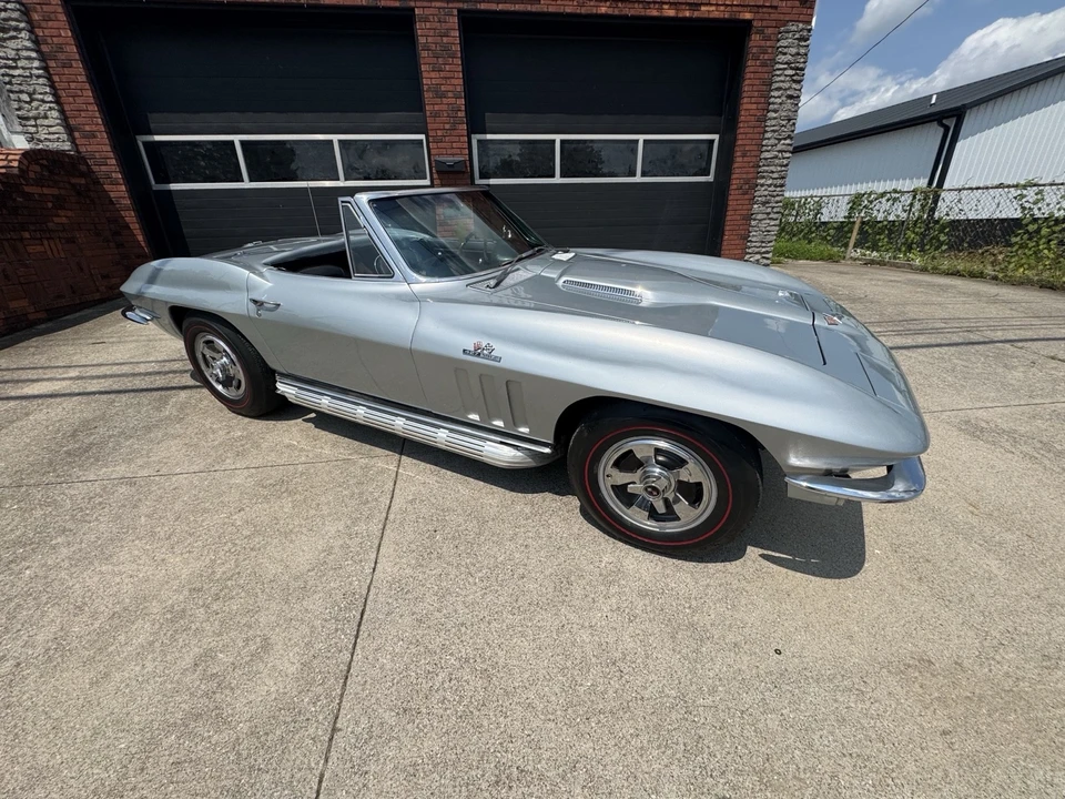 1966 Chevrolet Corvette C2 - Image 6 of 31