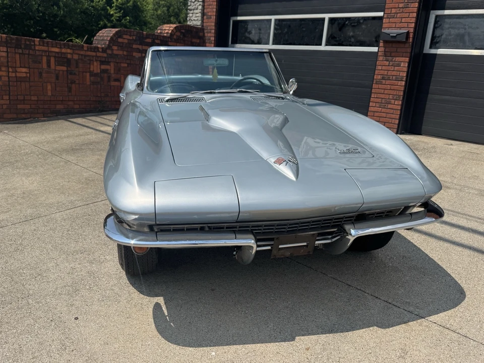 1966 Chevrolet Corvette C2 - Image 26 of 31