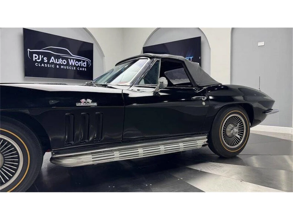 1966 Chevrolet Corvette C2 - Image 15 of 31
