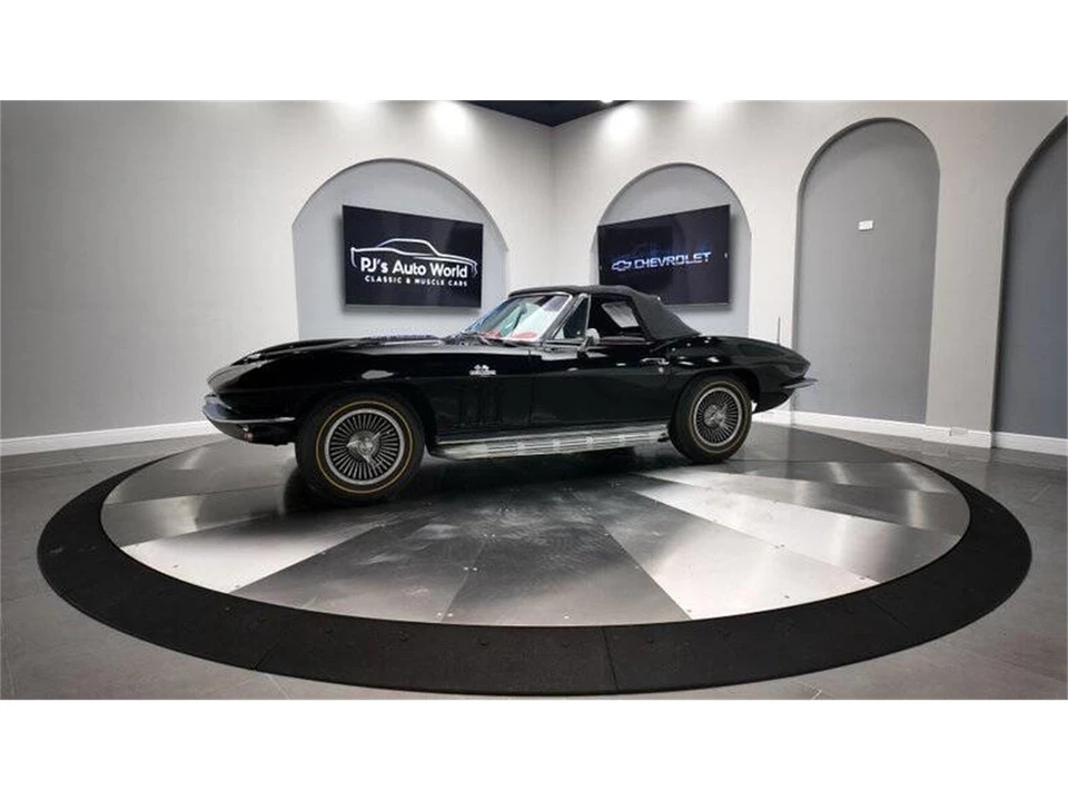 1966 Chevrolet Corvette C2 - Image 28 of 31