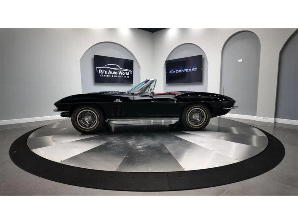1966 Chevrolet Corvette C2 - Image 2 of 31