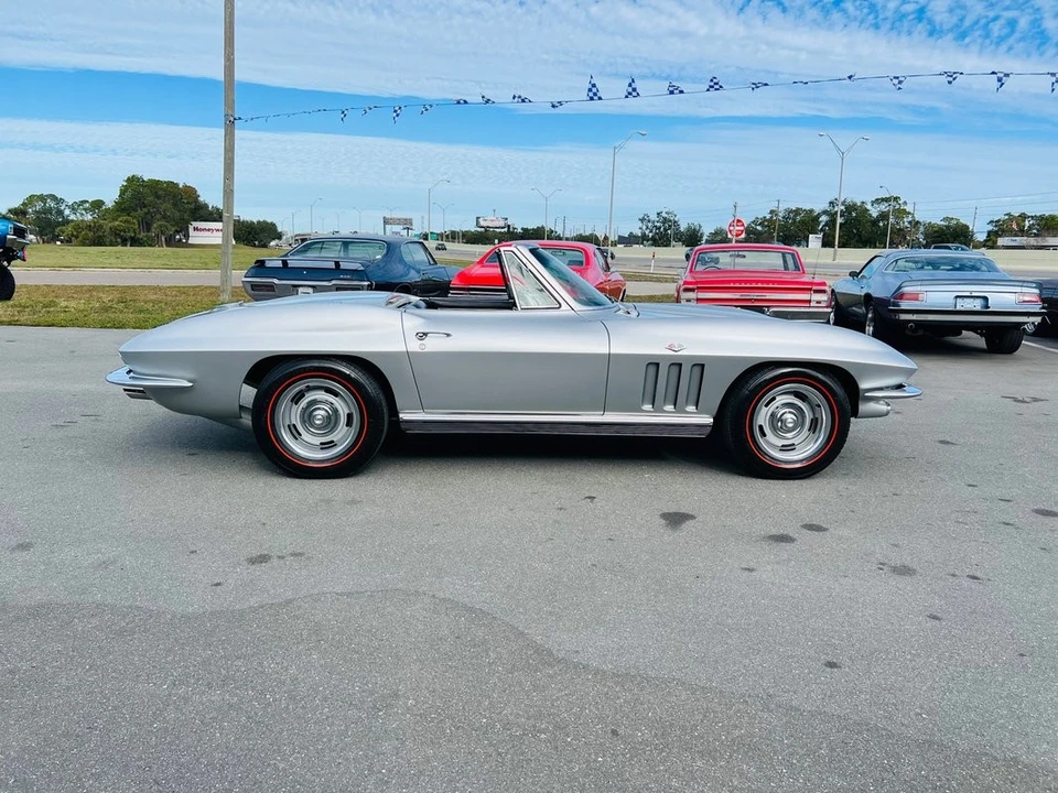 1966 Chevrolet Corvette C2 - Image 3 of 21