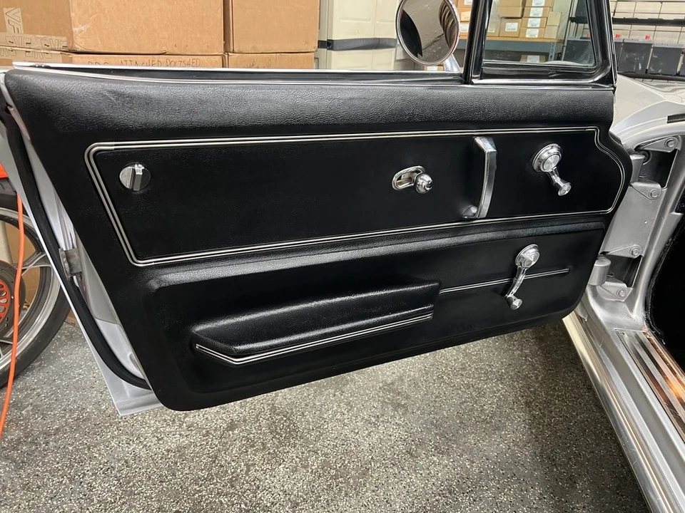 1966 Chevrolet Corvette C2 - Image 19 of 21