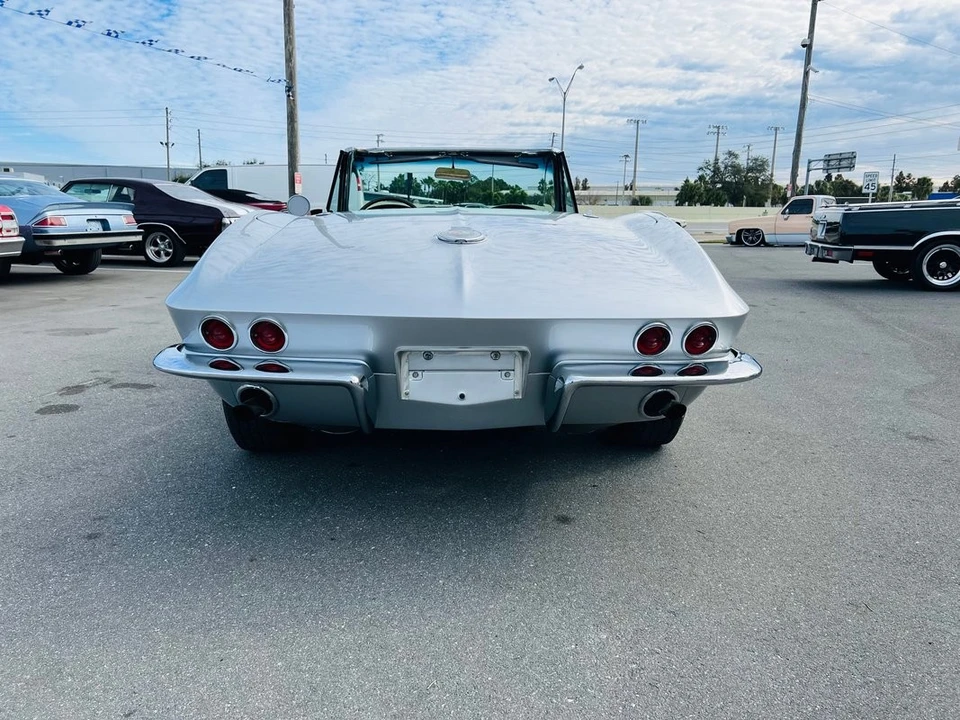 1966 Chevrolet Corvette C2 - Image 8 of 21