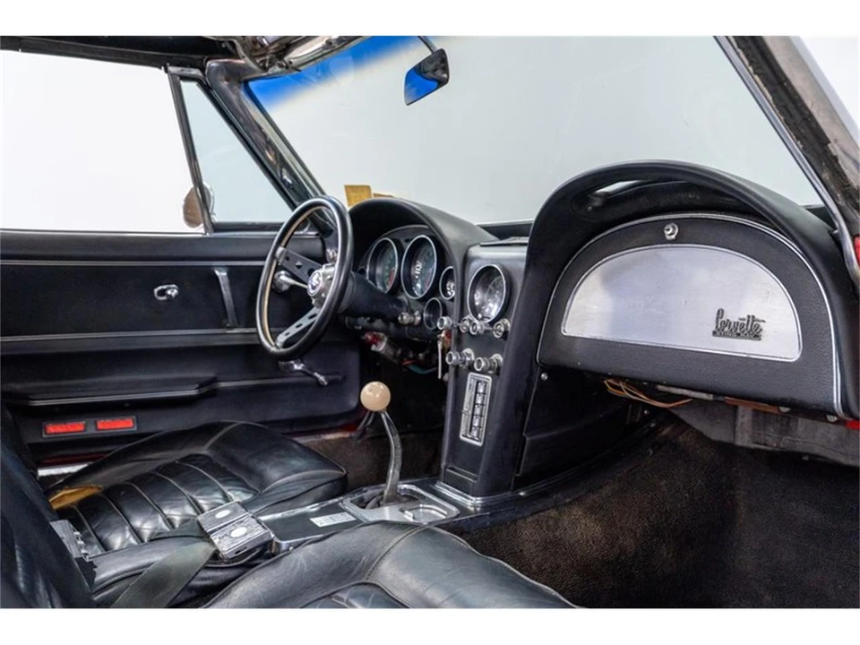 1966 Chevrolet Corvette C2 - Image 21 of 31