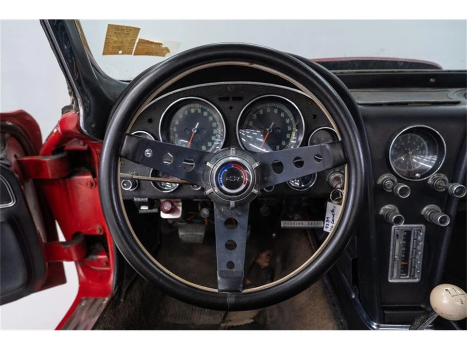 1966 Chevrolet Corvette C2 - Image 14 of 31