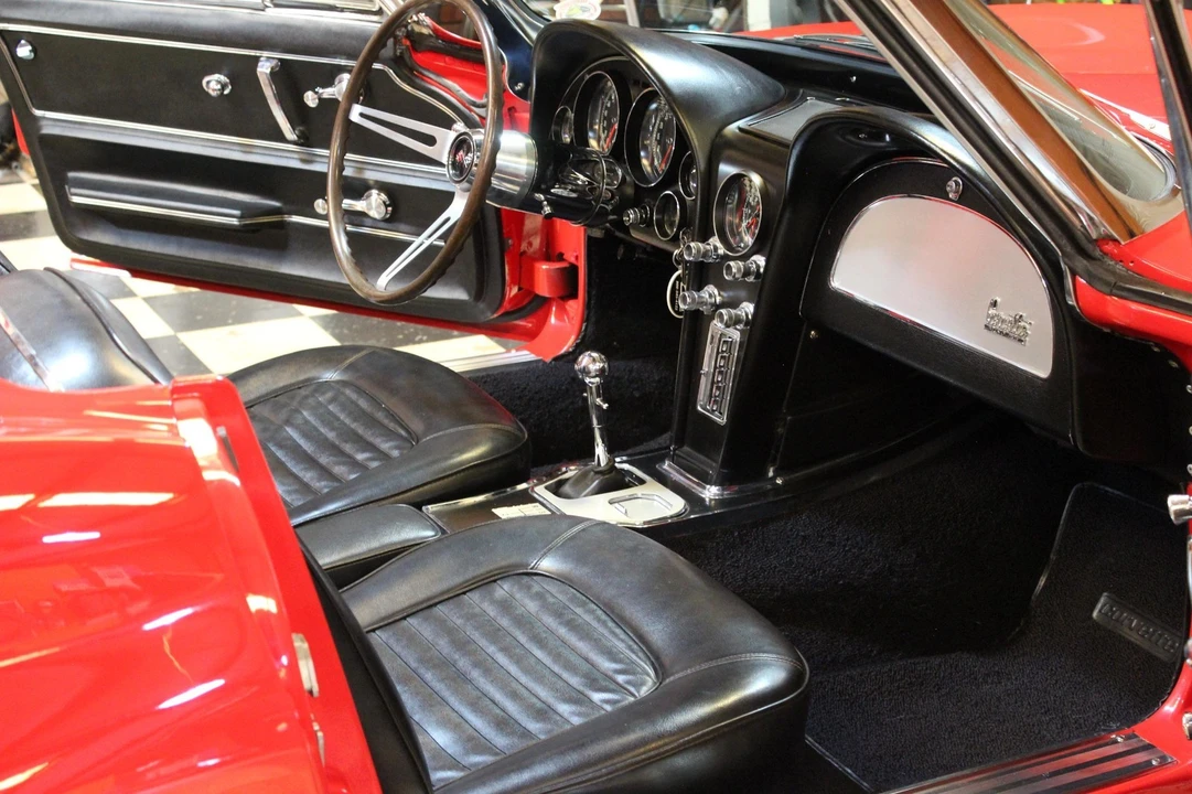 1966 Chevrolet Corvette C2 - Image 18 of 28