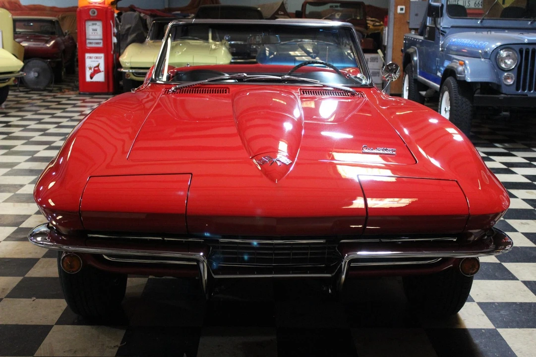 1966 Chevrolet Corvette C2 - Image 2 of 28