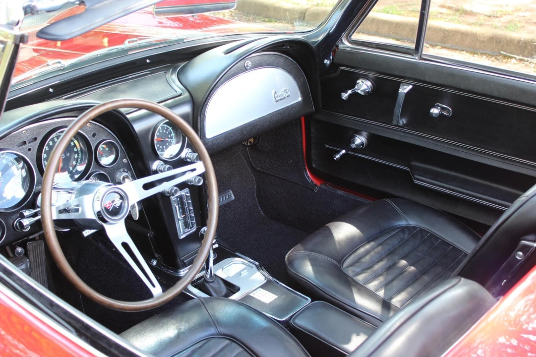 1966 Chevrolet Corvette C2 - Image 27 of 28