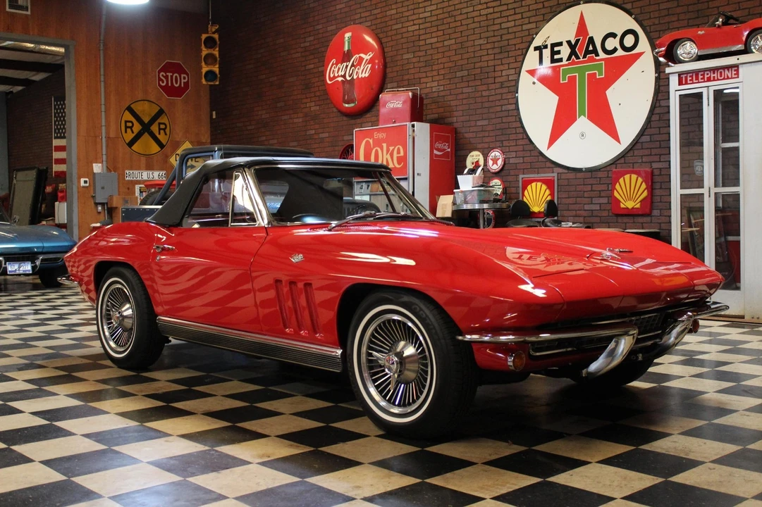 1966 Chevrolet Corvette C2 - Image 8 of 28