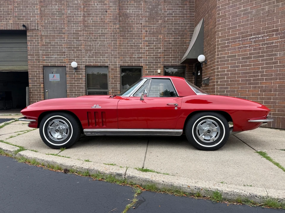 1966 Chevrolet Corvette C2 - Image 4 of 31