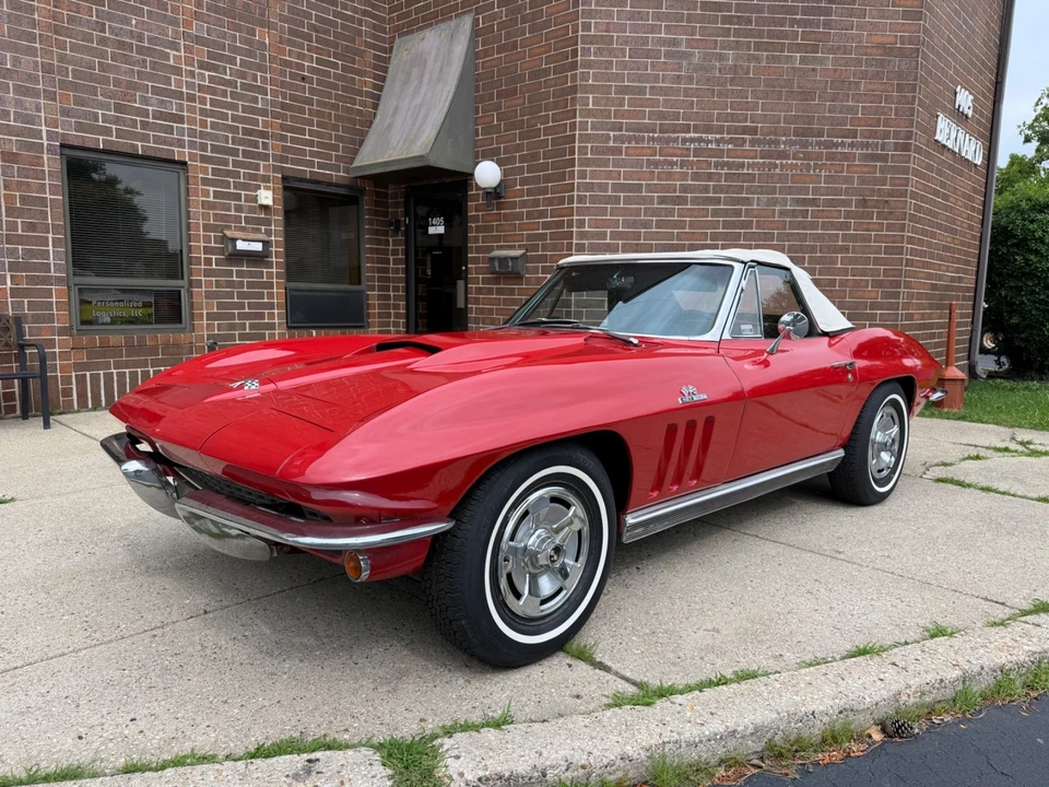 1966 Chevrolet Corvette C2 - Image 2 of 31