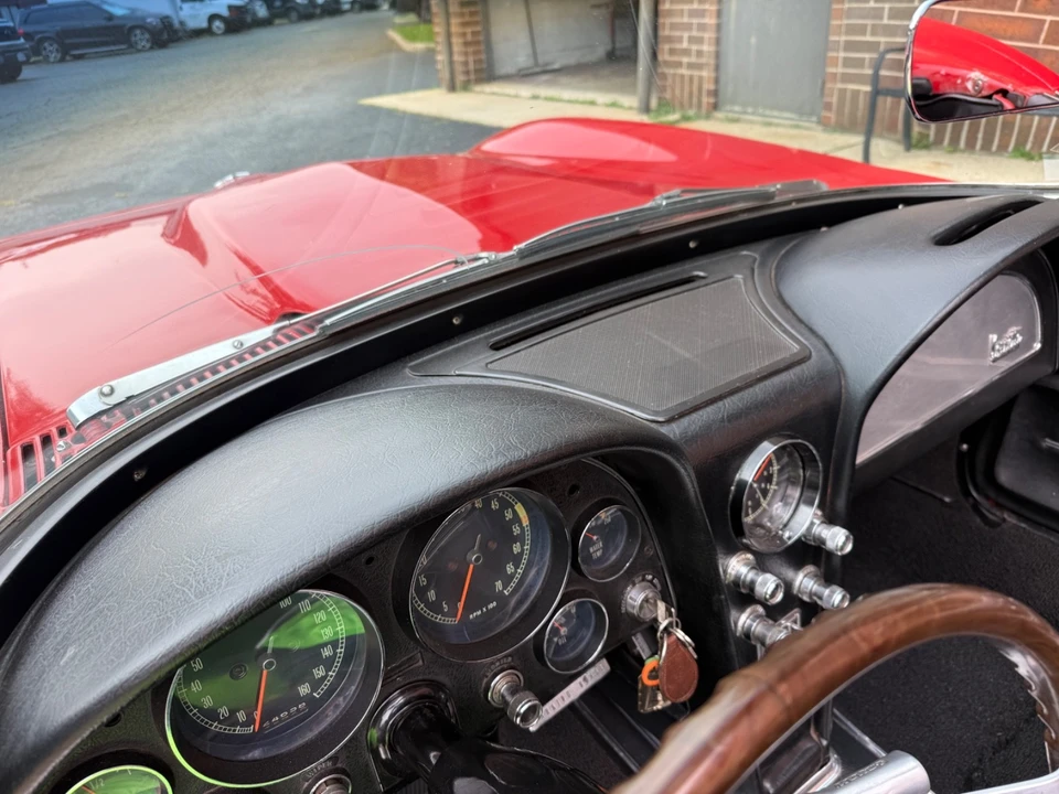 1966 Chevrolet Corvette C2 - Image 30 of 31