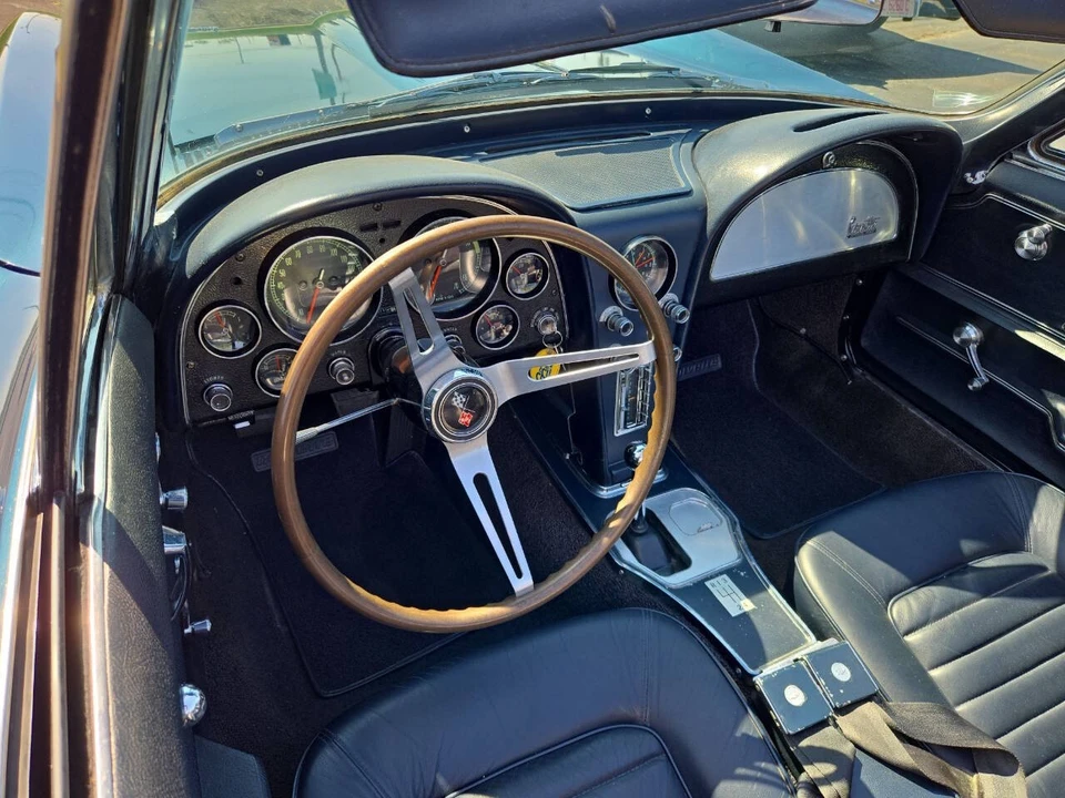 1966 Chevrolet Corvette C2 - Image 11 of 21
