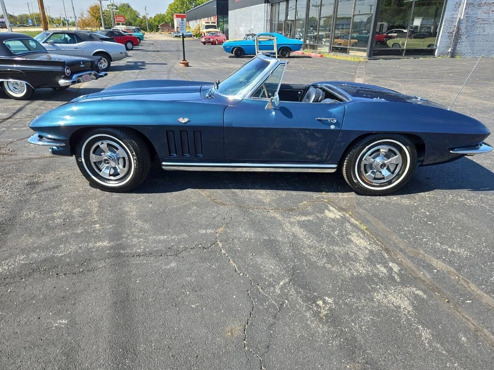 1966 Chevrolet Corvette C2 - Image 7 of 21