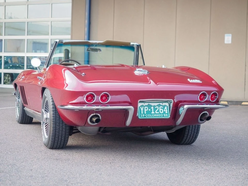 1966 Chevrolet Corvette C2 - Image 11 of 31