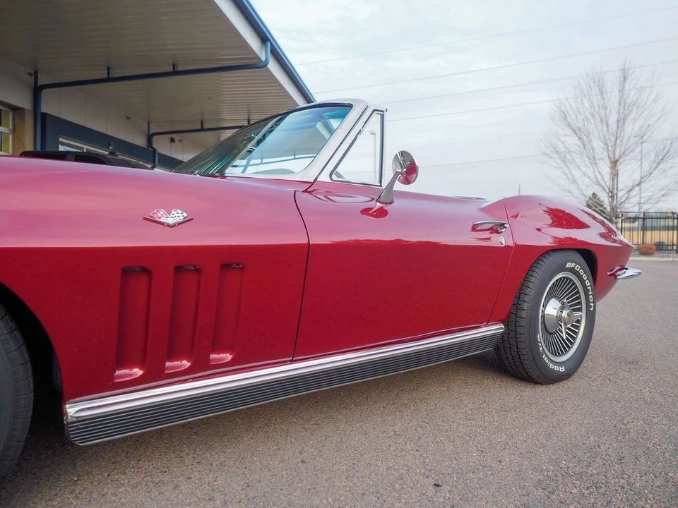 1966 Chevrolet Corvette C2 - Image 29 of 31