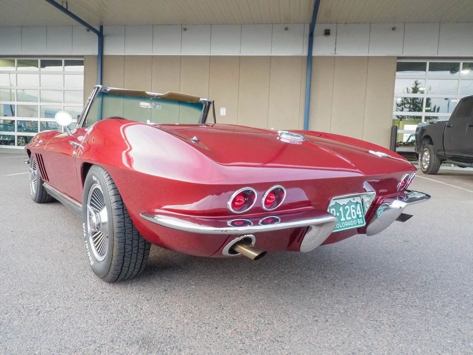 1966 Chevrolet Corvette C2 - Image 18 of 31