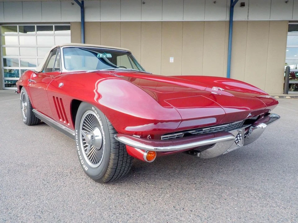 1966 Chevrolet Corvette C2 - Image 17 of 31