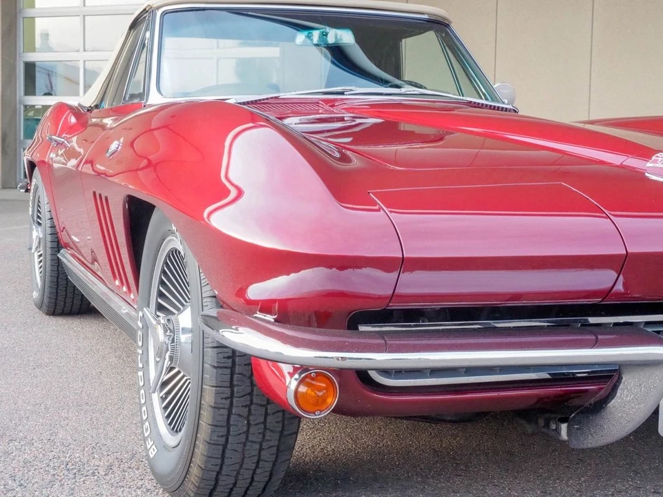1966 Chevrolet Corvette C2 - Image 19 of 31