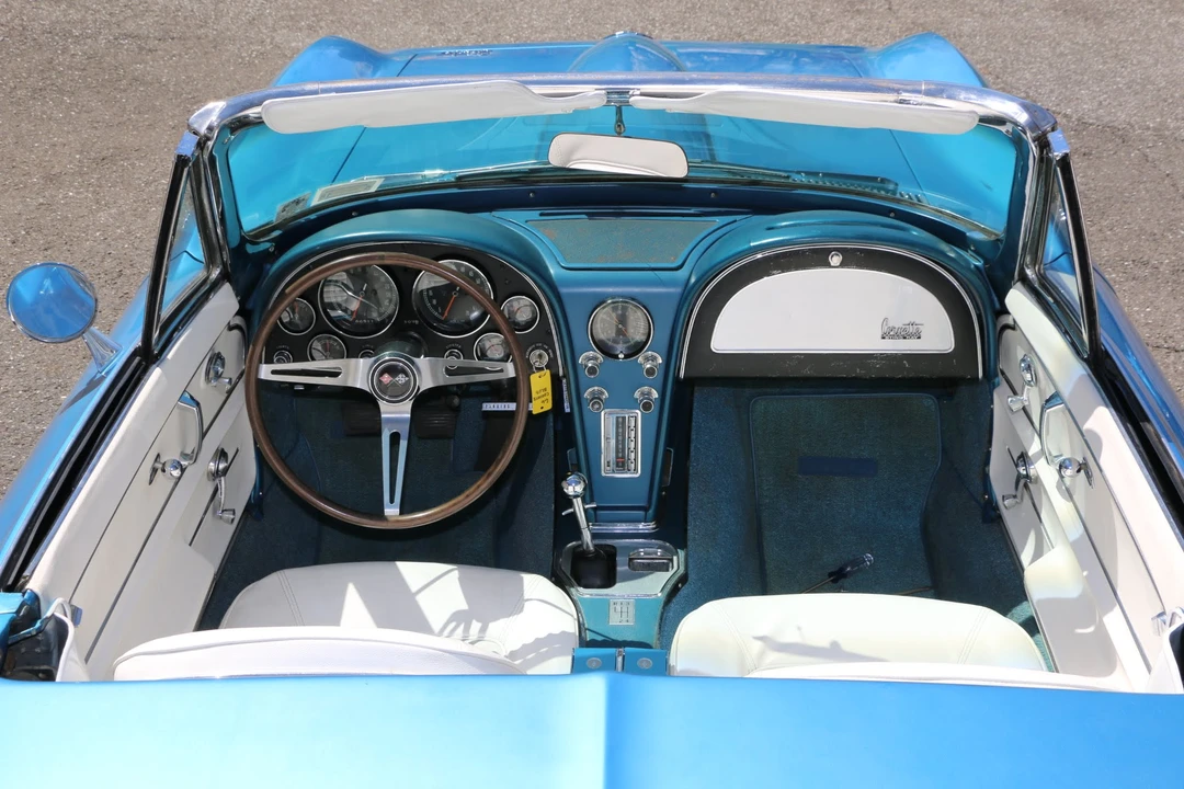 1966 Chevrolet Corvette C2 - Image 30 of 31