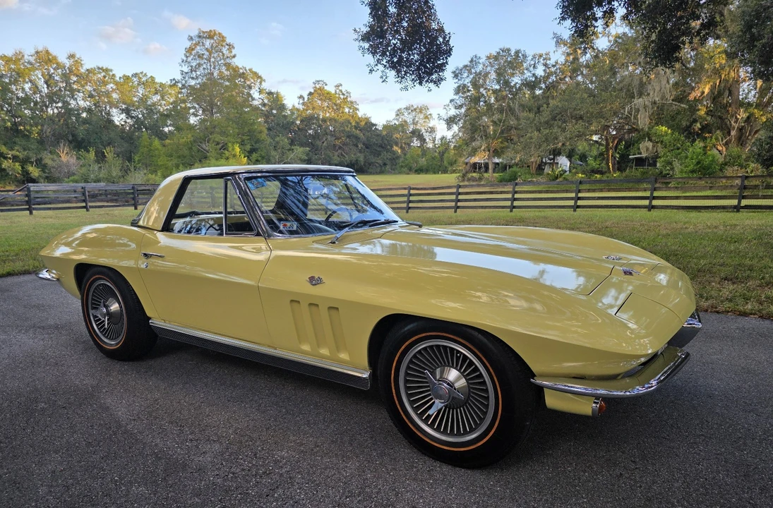 1966 Chevrolet Corvette C2 - Image 19 of 31