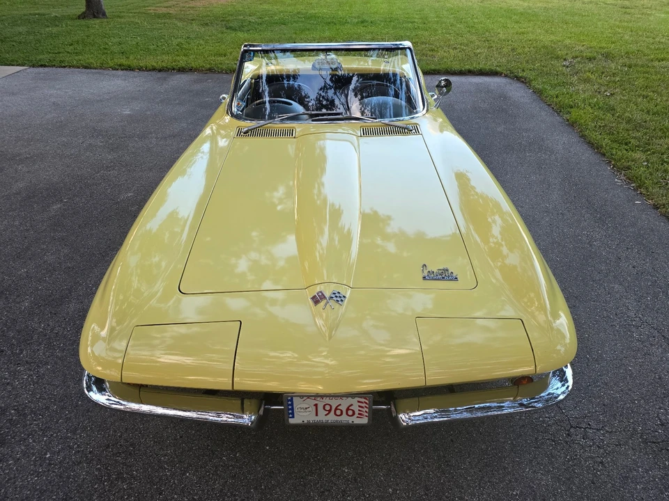 1966 Chevrolet Corvette C2 - Image 10 of 31