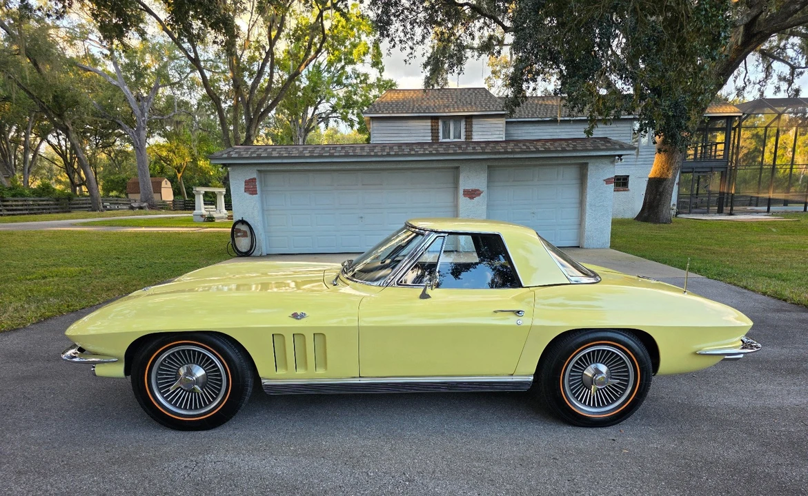 1966 Chevrolet Corvette C2 - Image 13 of 31
