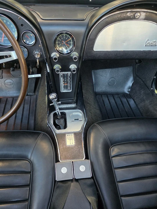 1966 Chevrolet Corvette C2 - Image 30 of 31
