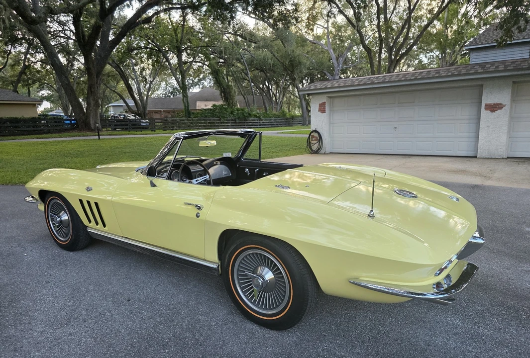 1966 Chevrolet Corvette C2 - Image 3 of 31