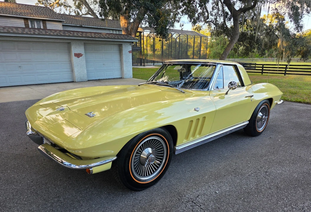 1966 Chevrolet Corvette C2 - Image 12 of 31