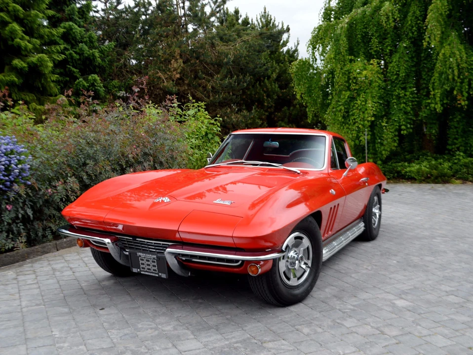 1966 Chevrolet Corvette C2 - Image 5 of 31