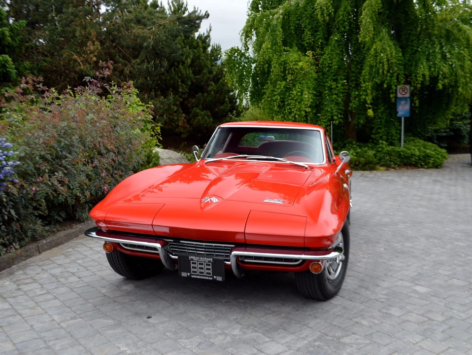 1966 Chevrolet Corvette C2 - Image 4 of 31
