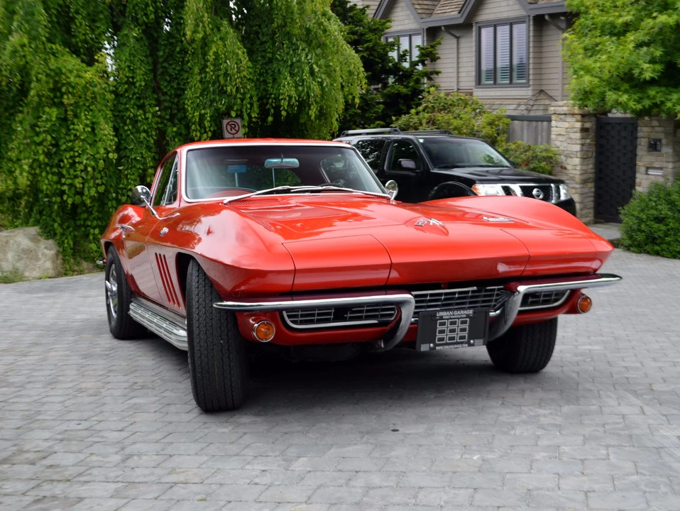 1966 Chevrolet Corvette C2 - Image 14 of 31