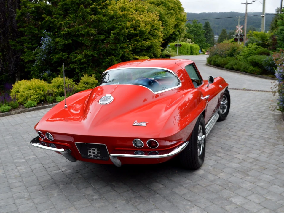 1966 Chevrolet Corvette C2 - Image 12 of 31