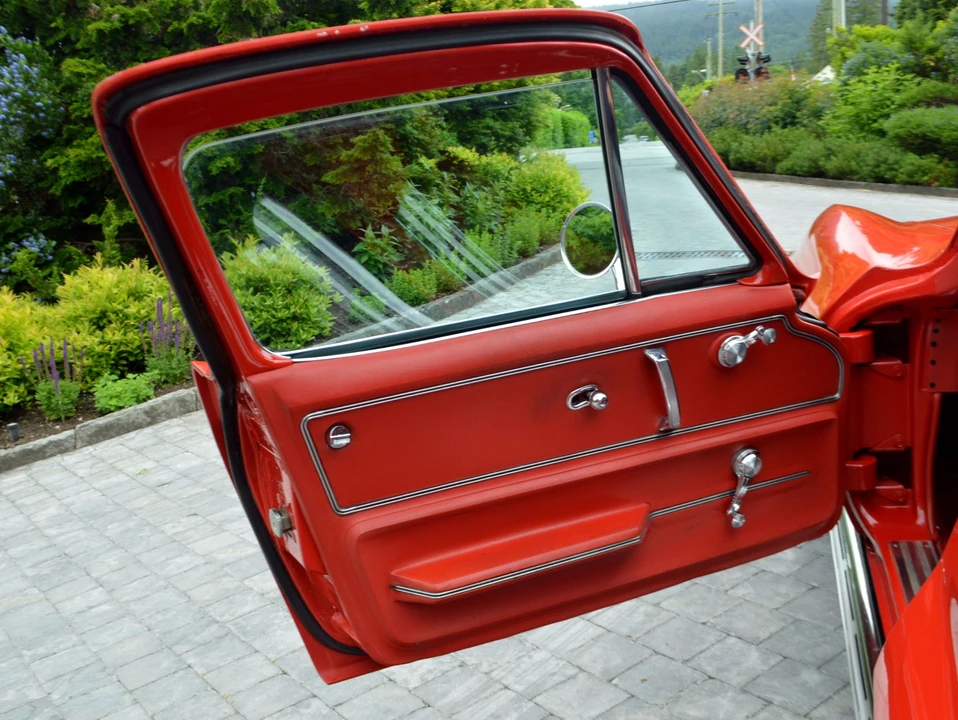 1966 Chevrolet Corvette C2 - Image 27 of 31