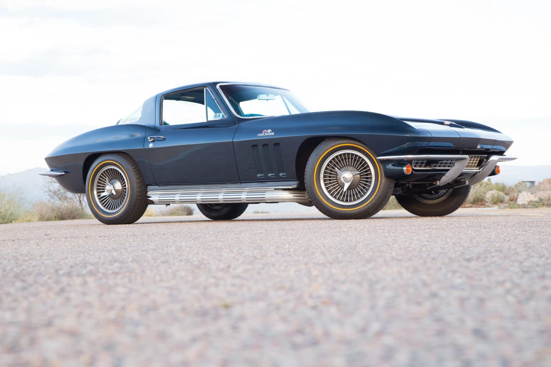 1966 Chevrolet Corvette C2 - Image 10 of 31