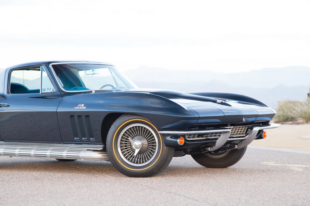 1966 Chevrolet Corvette C2 - Image 17 of 31
