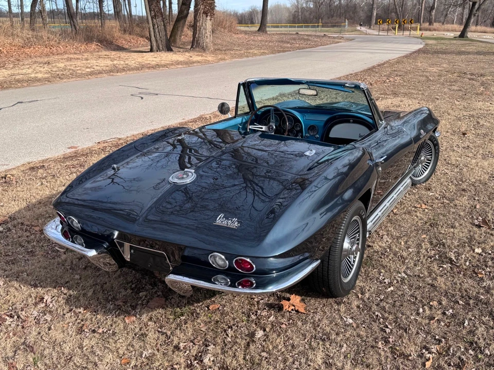 1966 Chevrolet Corvette C2 - Image 9 of 12