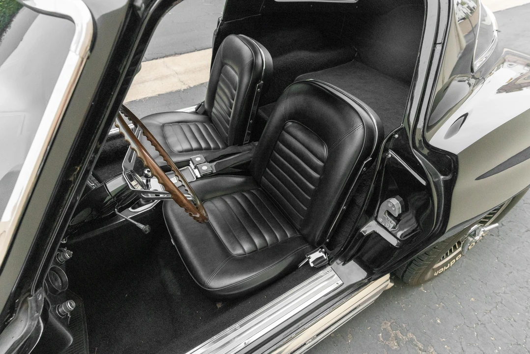 1966 Chevrolet Corvette C2 - Image 30 of 31